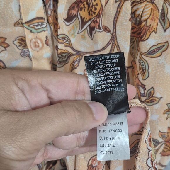 Torrid Women's Lexie Hi Low Babydoll Chiffon Tunic Button Top 3 - Picture 4 of 7